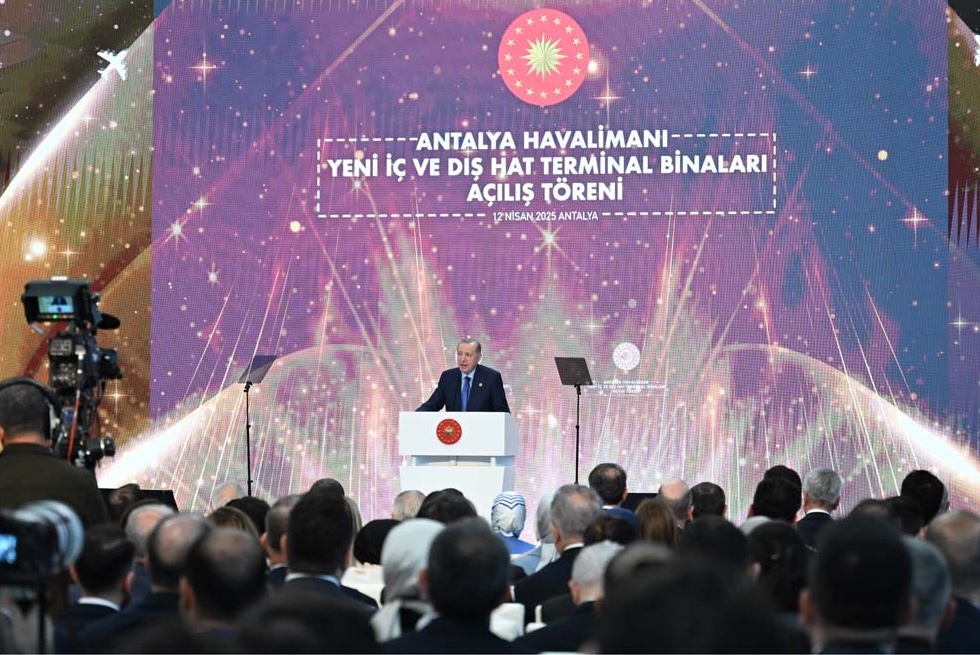 Antalya Havalimanı’nın Yeni Terminal Binaları Cumhurbaşkanı Erdoğan’ın Katılımıyla Açıldı