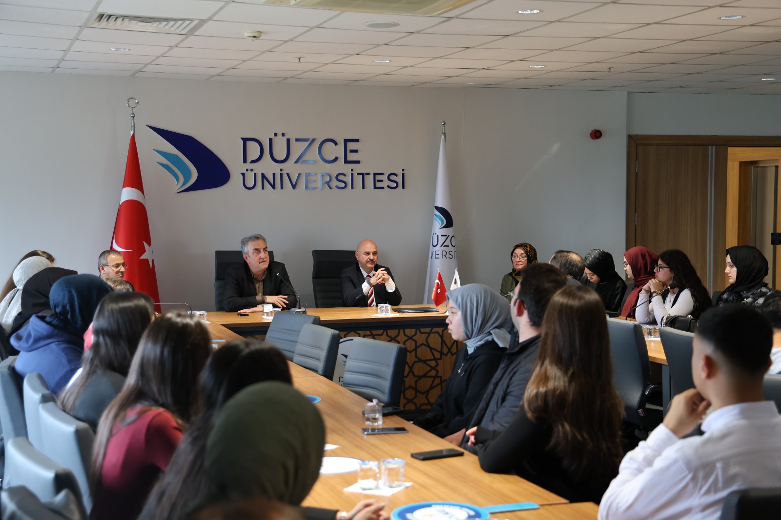 Düzce Üniversitesi’nde Kariyer ve İlham Dolu Bir Gün: “YAKA’25” Etkinliği Gerçekleştirildi