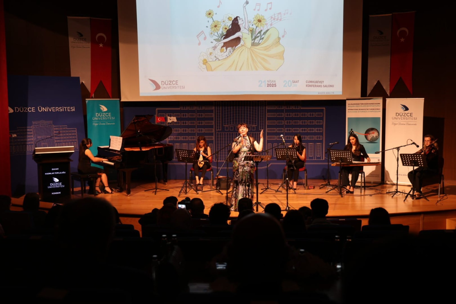 Bahar Kadınları Topluluğu’ndan Unutulmaz Bir Müzikal Ziyafet