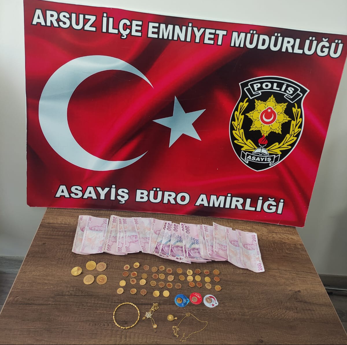 Hırsızlık Olayında Altın ve Nakitler Ele Geçirildi