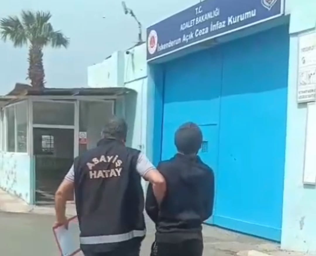Aranan İki Şahıs Arsuz’da Yakalandı