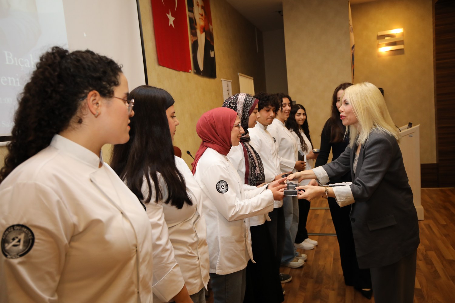 Akdeniz Üniversitesi’nde Çifte Etkinlik