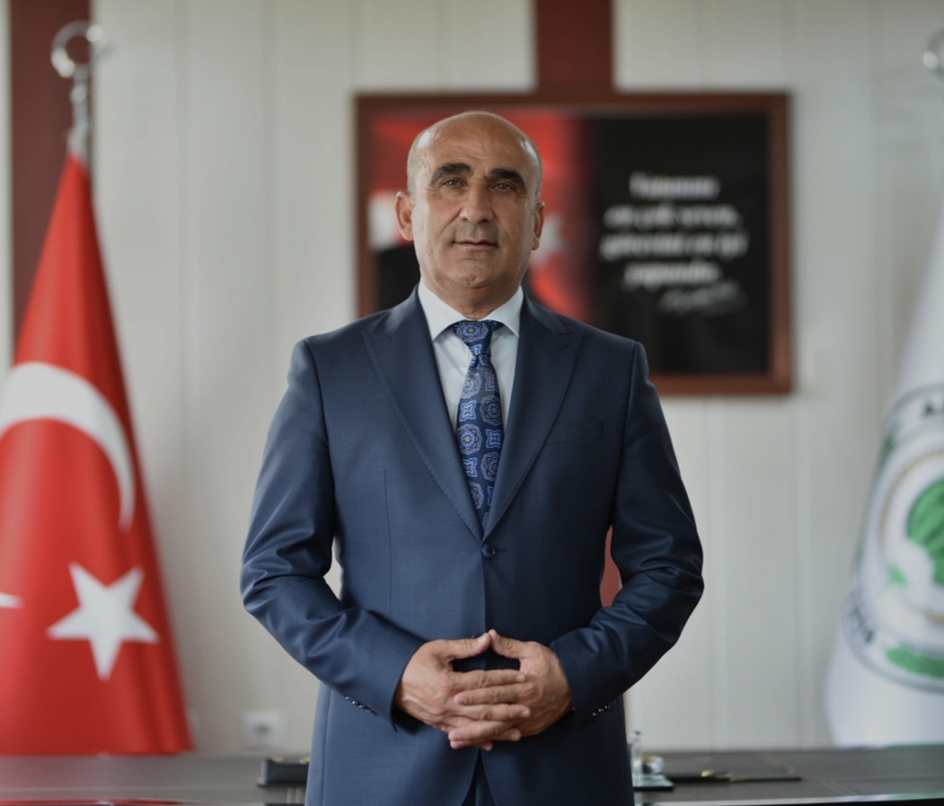 Araban Belediye Başkanı Mehmet Özdemir’den Örnek Davranış: Maaşını Belediyeye Bağışladı!