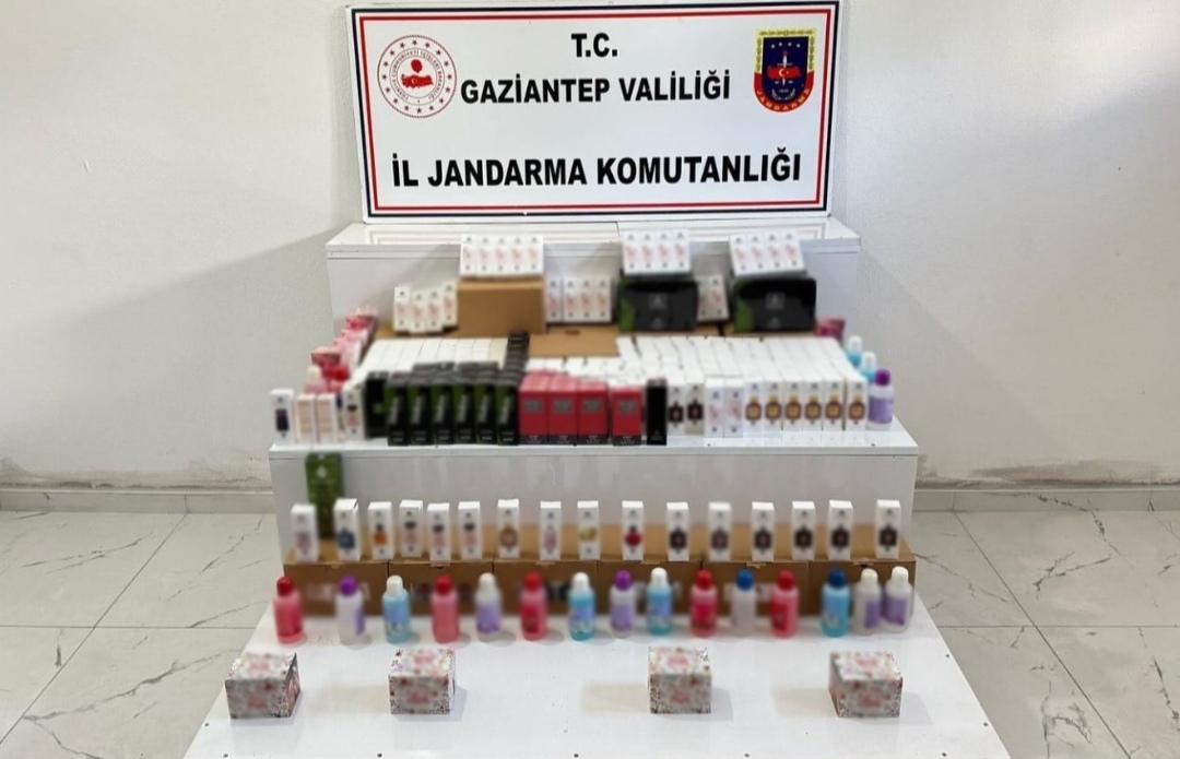 Gaziantep’te 1 Milyon 170 Bin TL’lik Kaçak Parfüm Operasyonu!