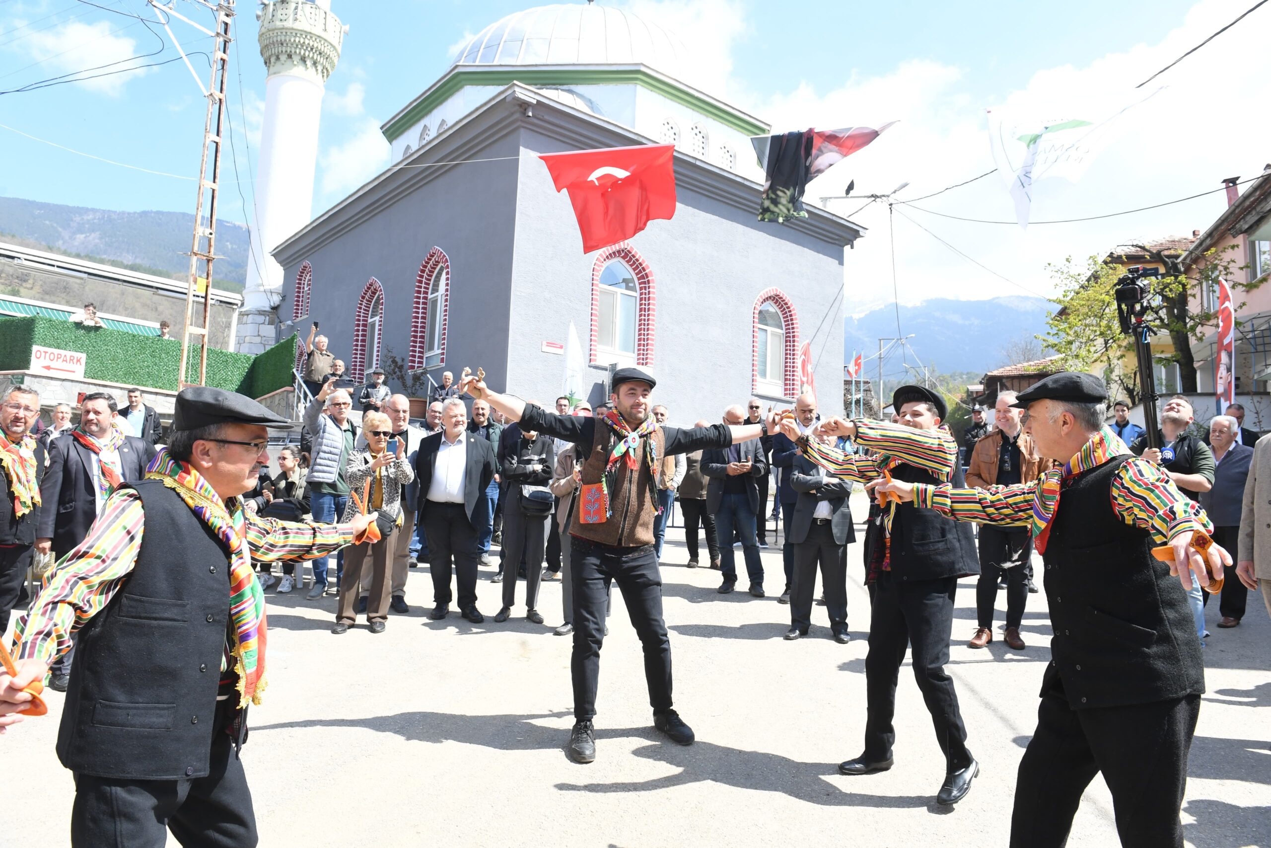 Asırlık Köy Düğünü, Fetih Etkinlikleri’nde Hayat Buldu: Geleneksel Değerler Geleceğe Taşınıyor