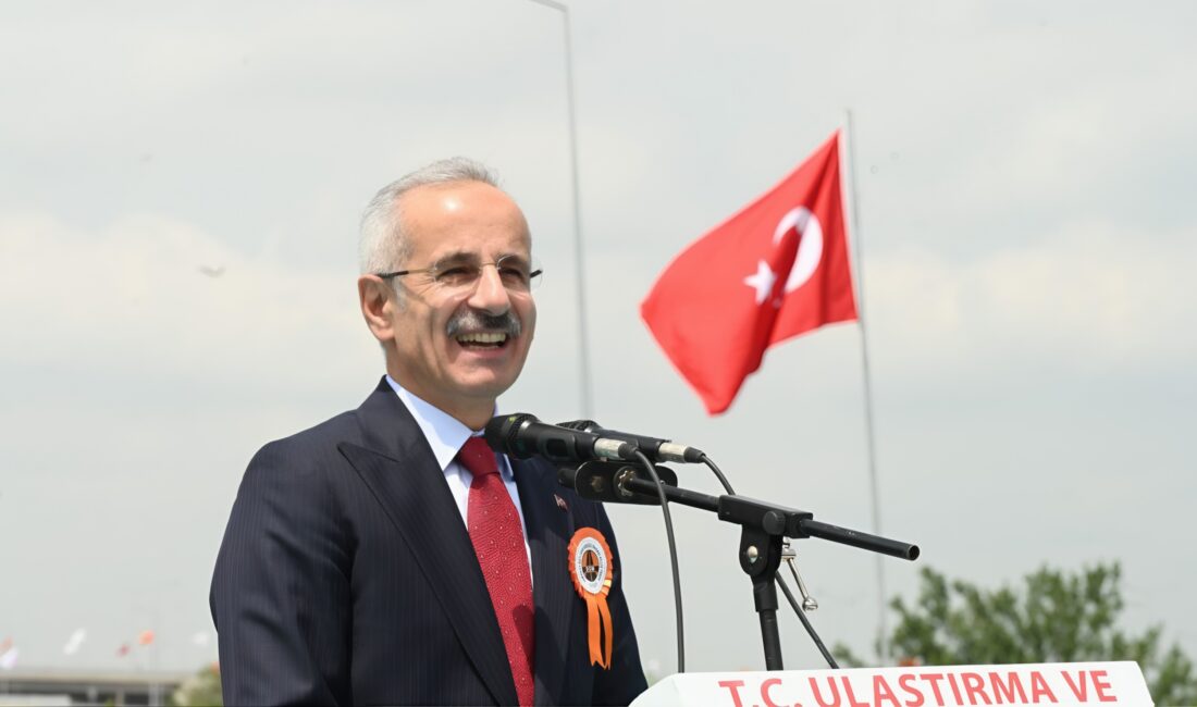Ulaştırma ve Altyapı Bakanı