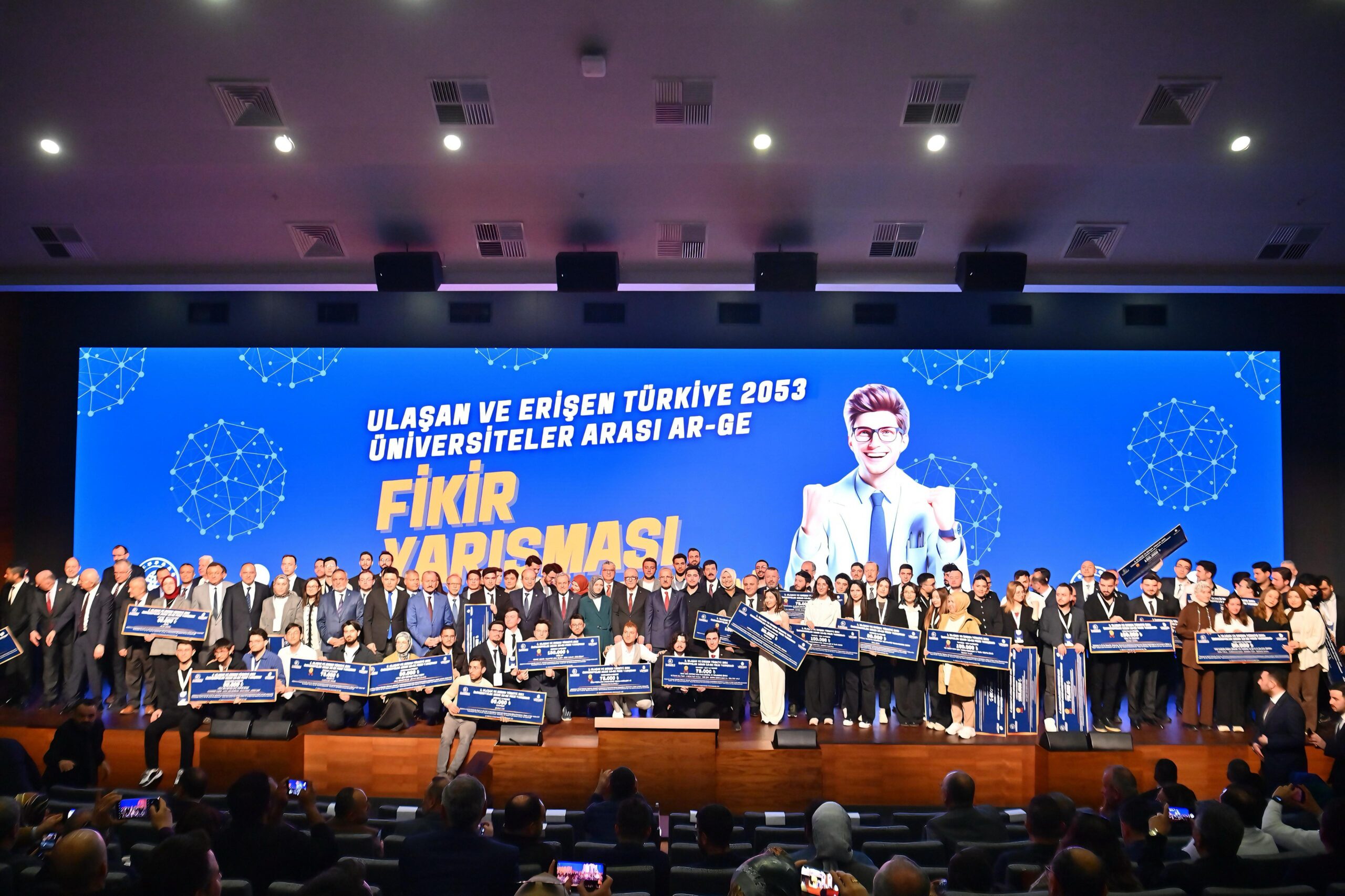 Genç Zihinlerden Türkiye’nin Geleceğine Yön Veren Projeler