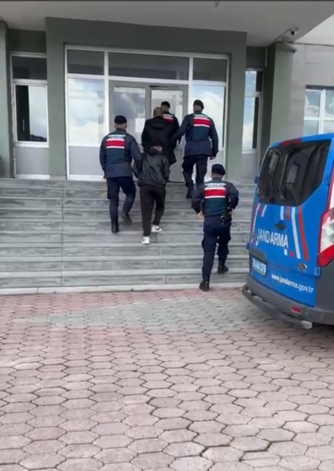 Sivas’ta Göçmen Kaçakçılığı Operasyonu!