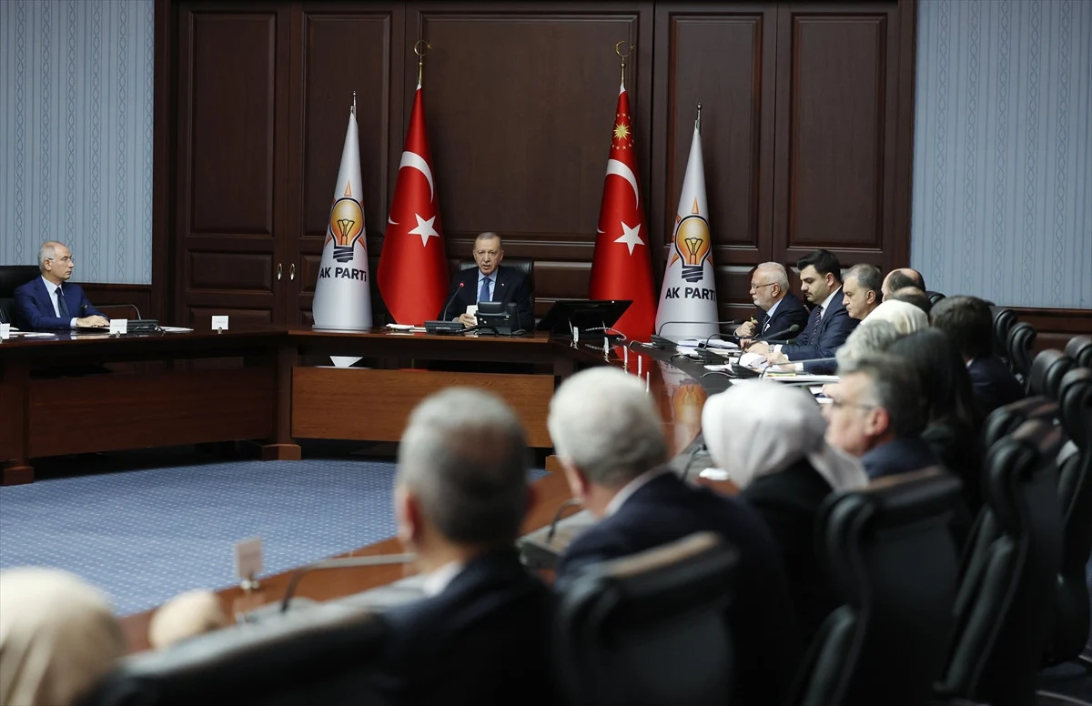 AK Parti MYK Cumhurbaşkanı Erdoğan Başkanlığında Toplanıyor