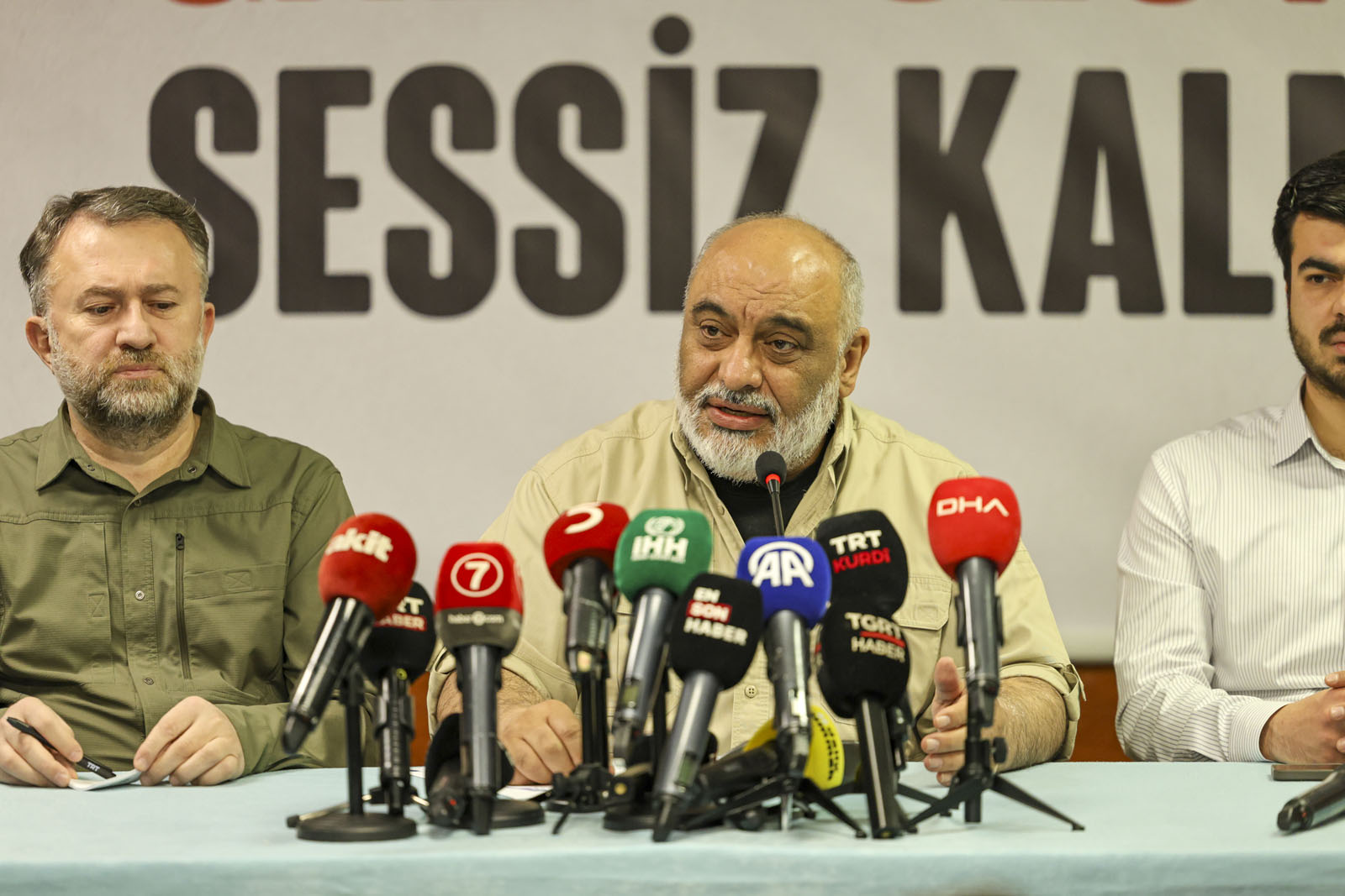 İHH: Gazze için sokaklara çıkın, meydanlara inin