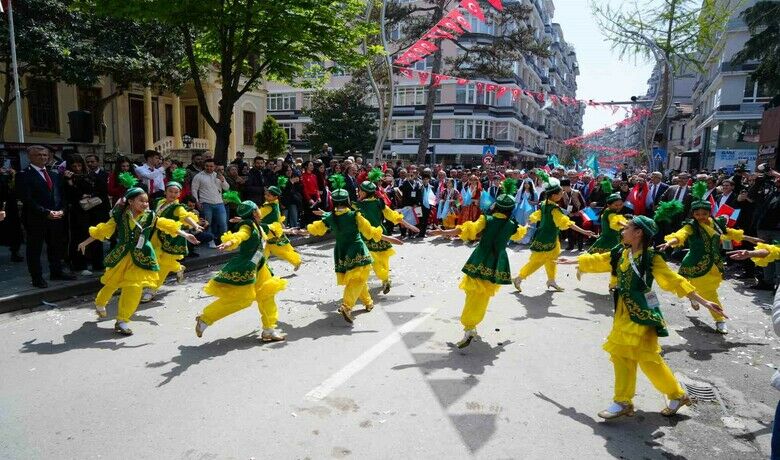 Kültürel Kardeşliğin Adresi Bu