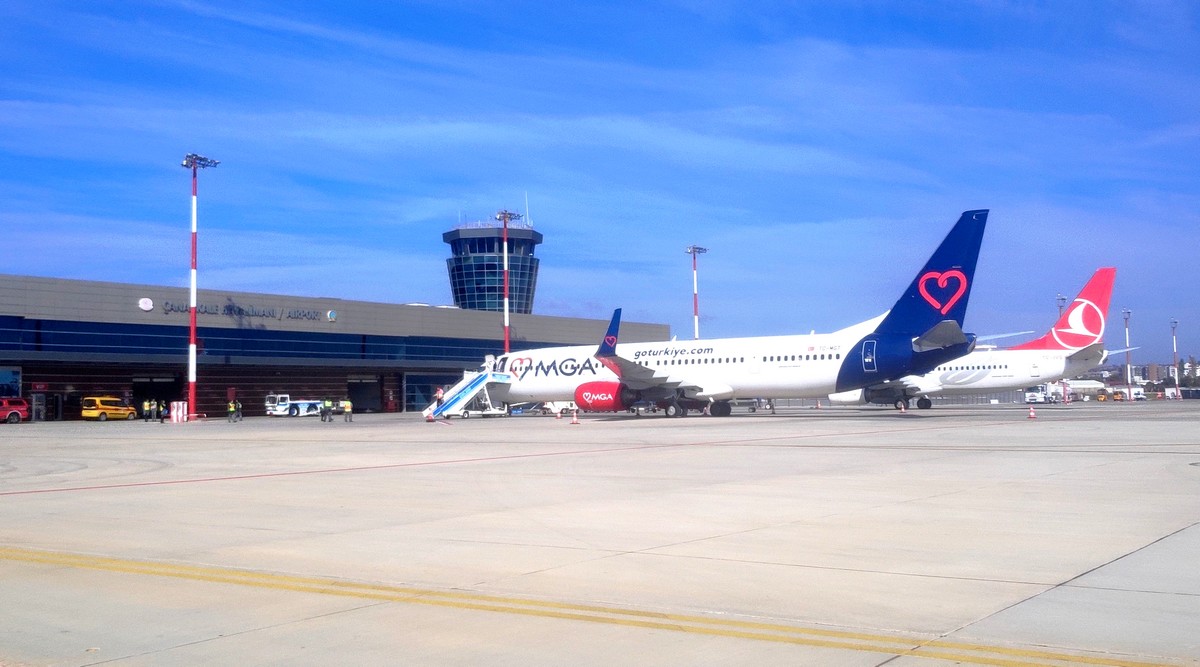 Çanakkale Havalimanı Nisan Ayında 13.500 Yolcuya Hizmet Verdi