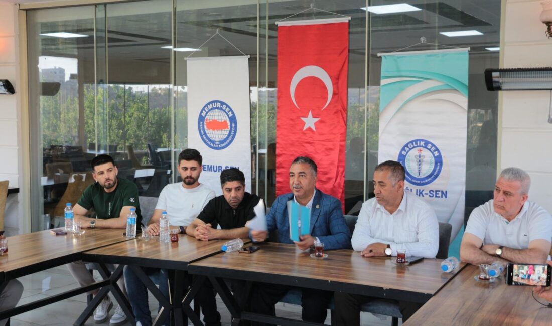 Sağlık-Sen, Sağlık çalışanlarının sorunlarına dikkat çekti Halil AZİZOĞLU / TEKHA