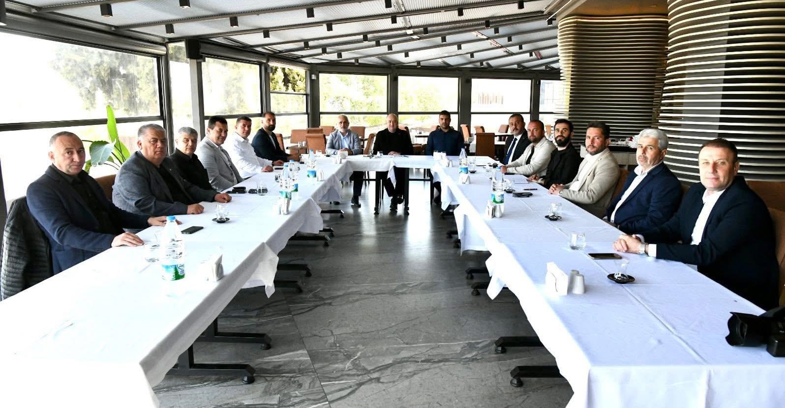 AK Partili Gider’den Net Mesaj: “Partimizi Menfaatçilerin Pazarlık Masası Yapmayız”