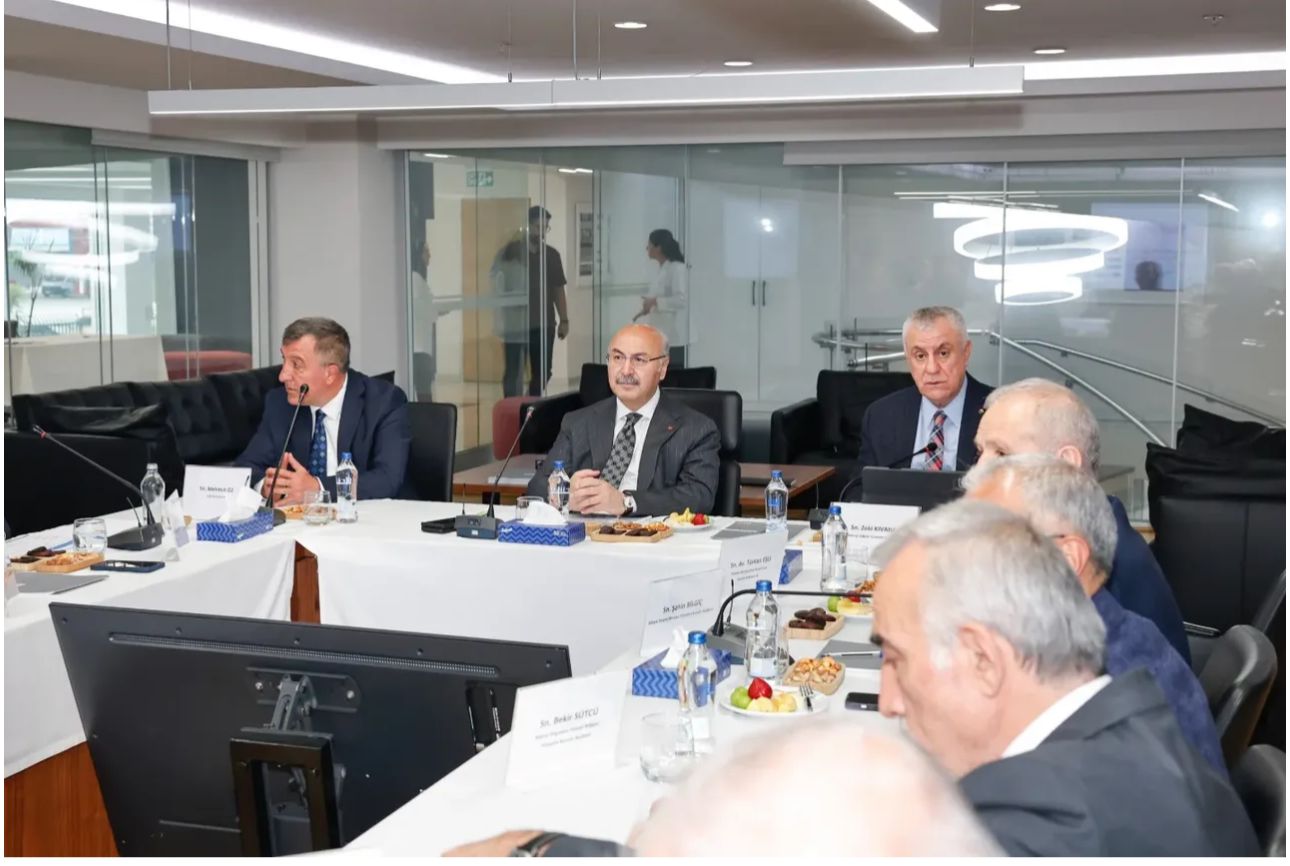 Adana’da İl İstihdam ve Mesleki Eğitim Kurulu Toplantısı Yapıldı: Kadın ve Genç İstihdamına Öncelik Vurgusu