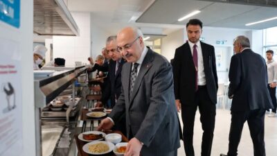 Vali Köşger’den Emekçilere 1 Mayıs