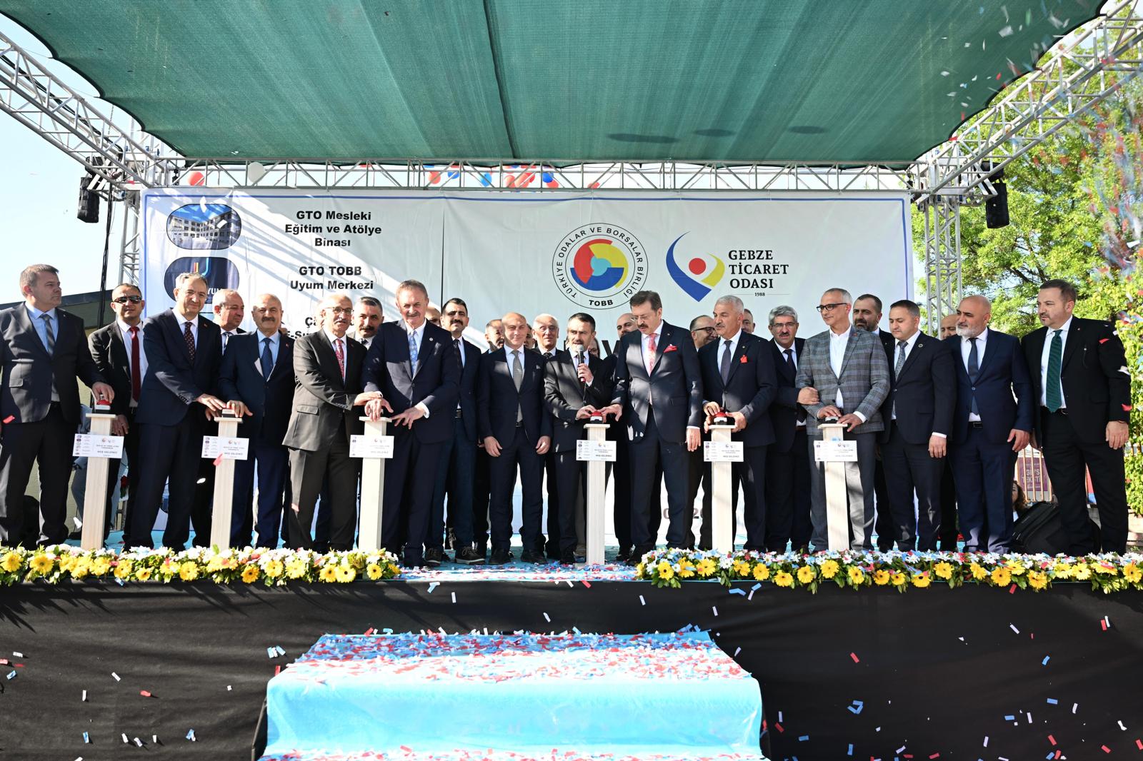 Vali Aktaş, G.T.O.Tarafından Hayata Geçirilen Projelerin Açılış ve Temel Atma Törenine Katıldı