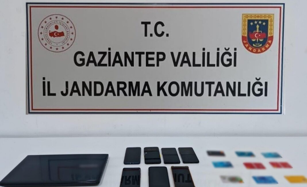 Gaziantep’te Siber Vurgun Çetesi Çökertildi! ABDULLAH SOLMAZ-GAZİANTEP/TEKHA Gaziantep İl