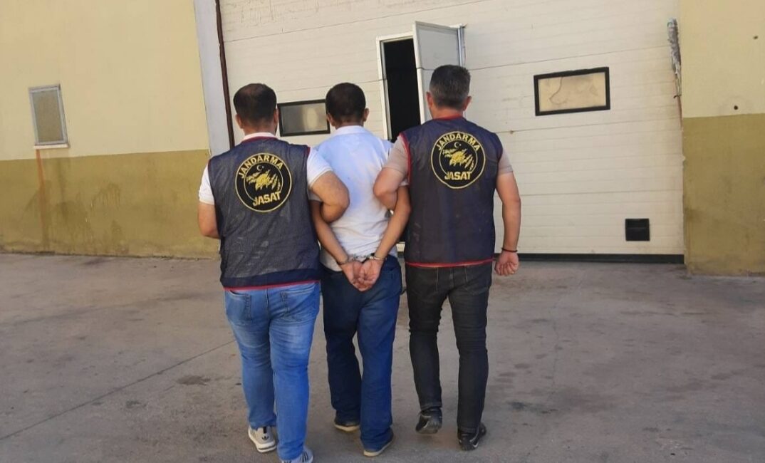 14 Yıl Hapis Cezası İle Aranan Şahıs Yakalandı ABDULLAH SOLMAZ-GAZİANTEP/TEKHA Gaziantep İl