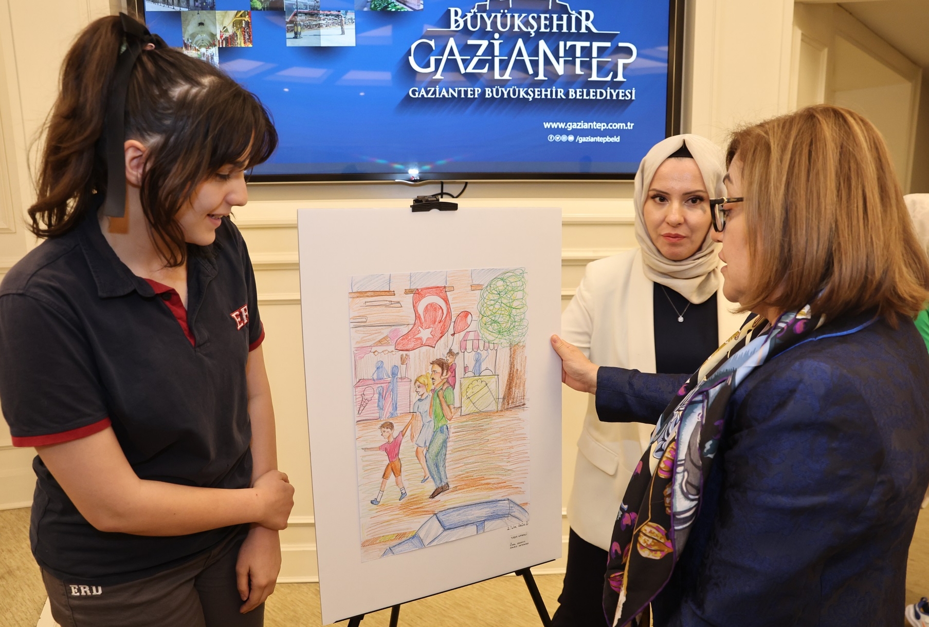 Gaziantep Büyükşehir Belediye başkanı Fatma Şahin’den Sanata Büyük Destek!