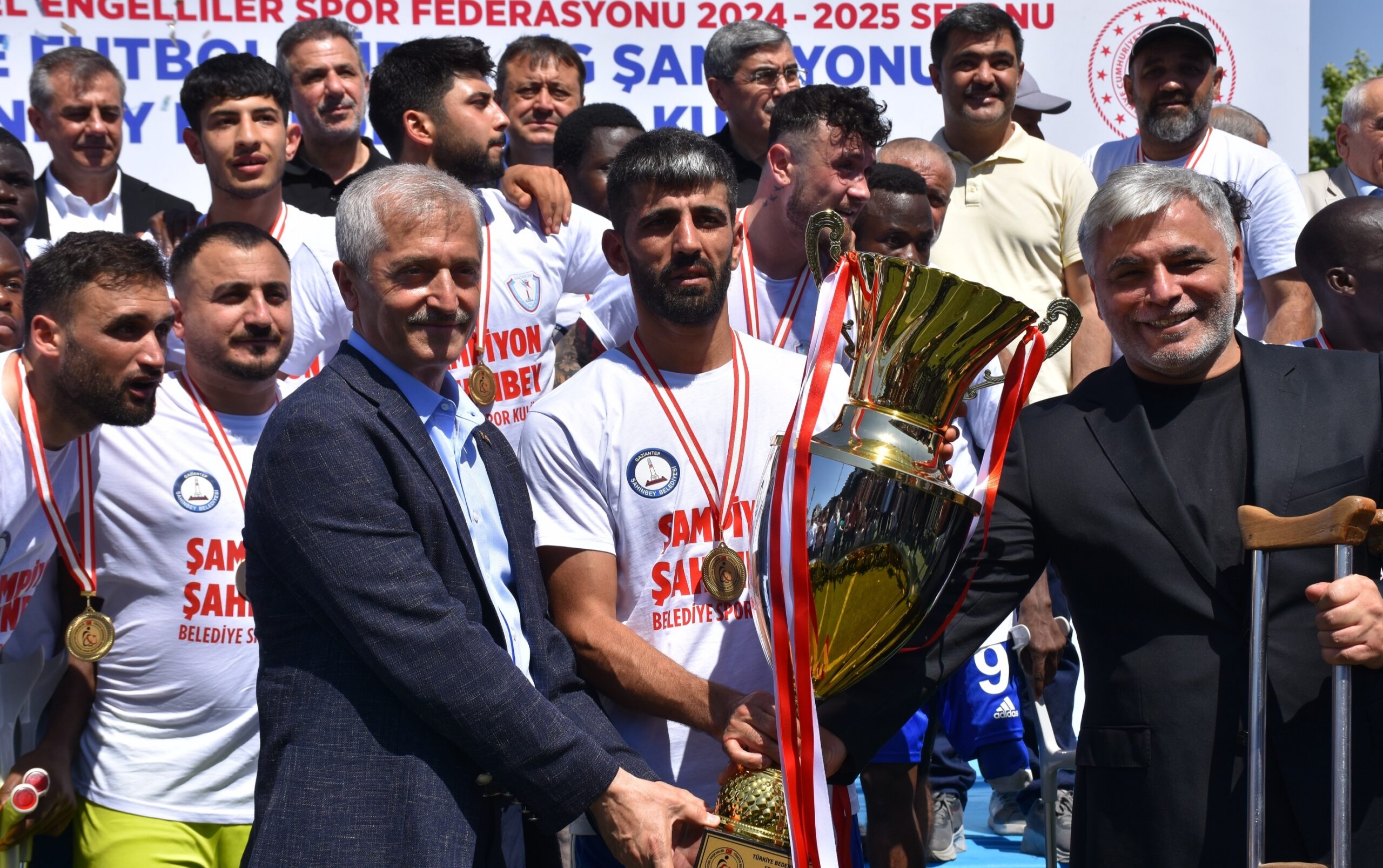 Şahinbey Ampute Futbol Takımı’ndan Tarihi Şampiyonluk!