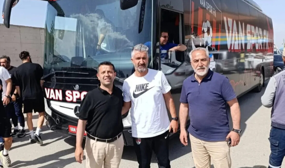 Van Spor Kafilesi Bitlis’te Coşkuyla Karşılandı TEKHA/BİTLİS CENGİZ VELİOĞLU Van