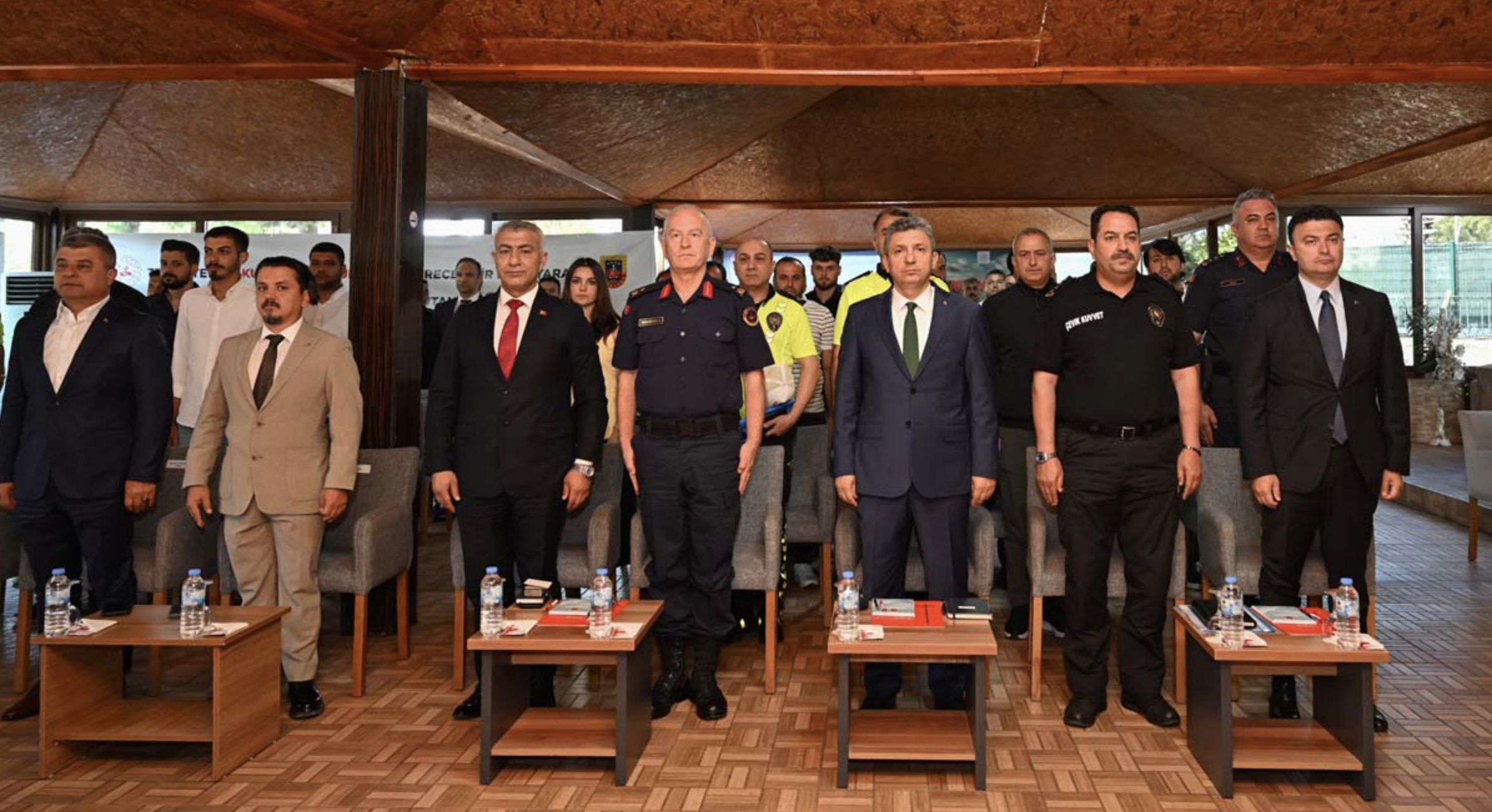Antalya’da Safari ve Tur Araçlarına Yönelik Denetim ve Bilgilendirme Toplantısı Düzenlendi