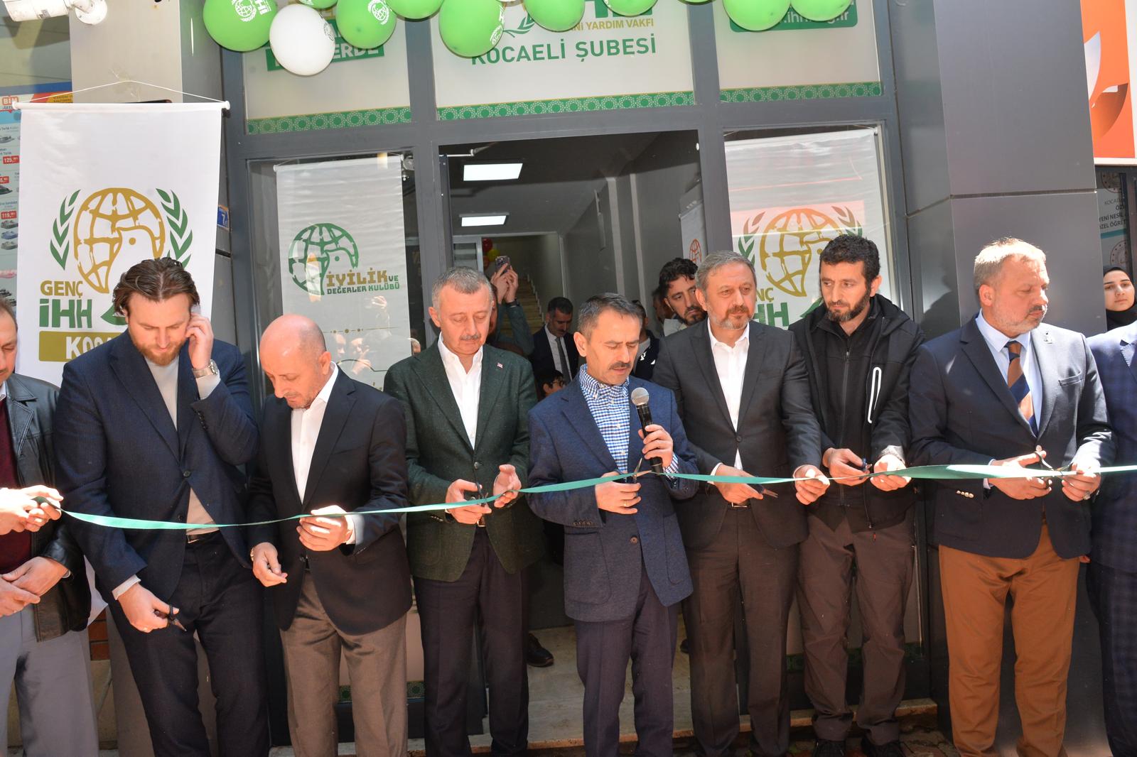 İHH Kocaeli Şubesi’nin Yeni Hizmet Binası Açıldı!