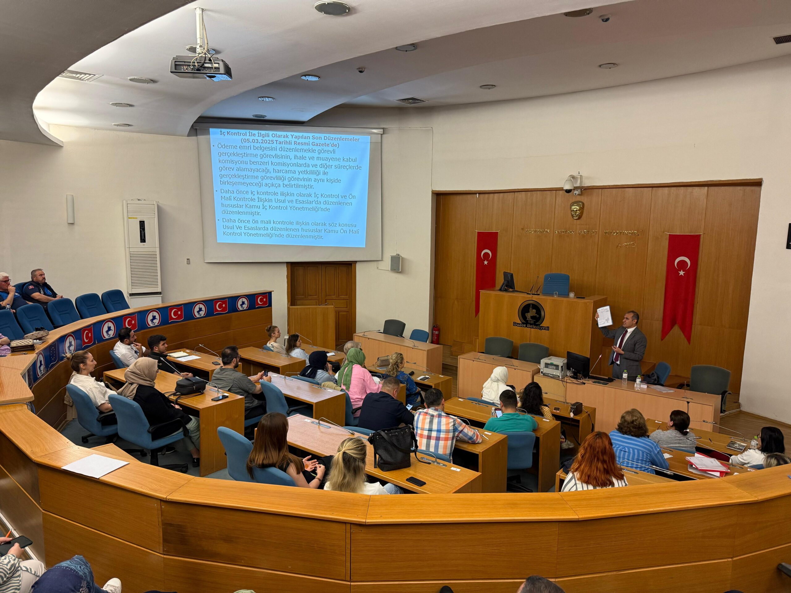 Düzce Belediyesi ve TBB’den Eğitim İşbirliği: Personellere İç Kontrol Semineri