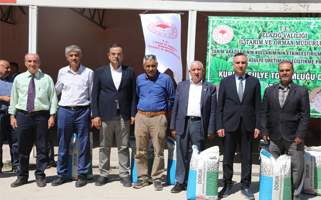 Elazığ’da Çiftçilere Kuru Fasulye Tohumu Dağıtılmaya Başlandı