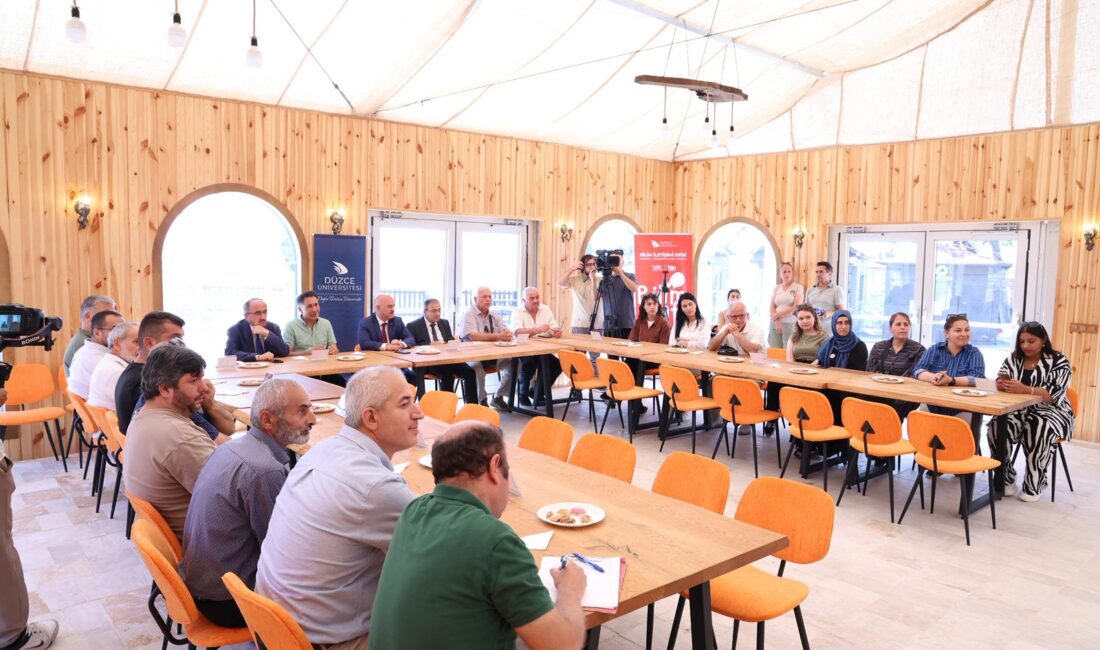 SÜMEYYENUR ALP – TEKHA