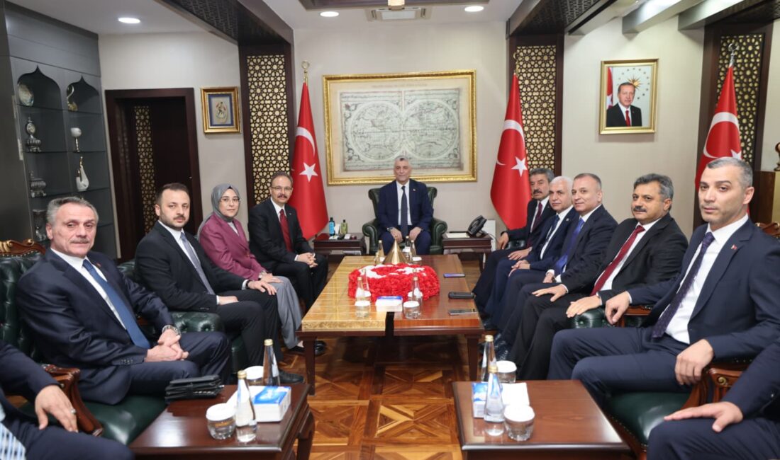 Ticaret Bakanı Ömer Bolat: Enflasyon Oranı 33’e Çekildi, Yıl Sonunda 20’li Rakamlar Konuşulacak SİİRT /TEKHA Ticaret Bakanı