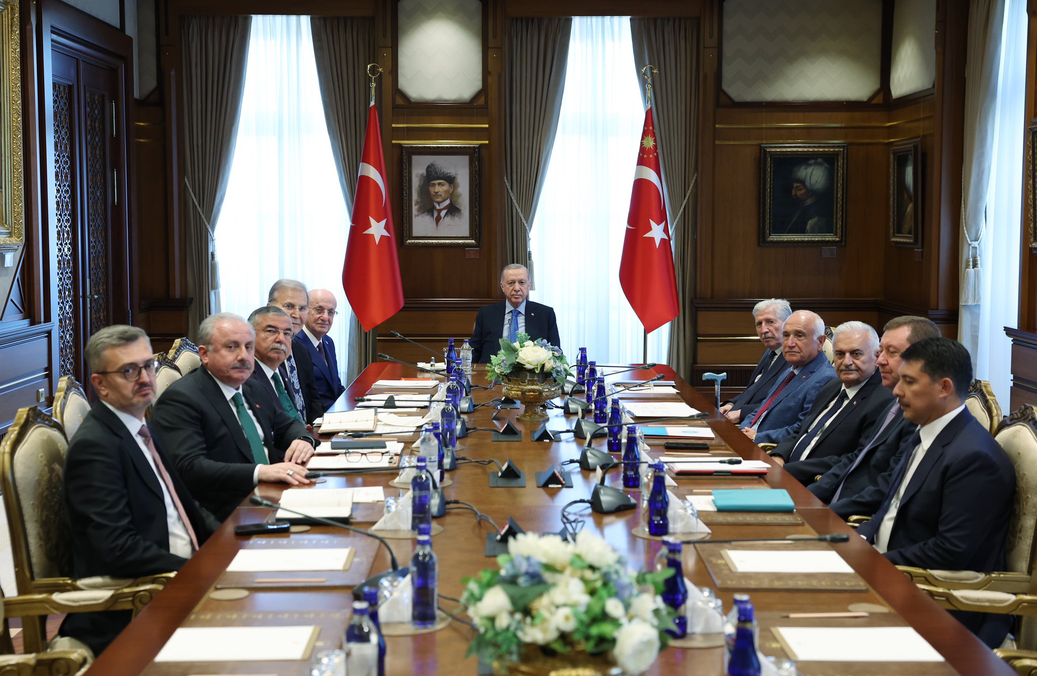 Cumhurbaşkanlığı Yüksek İstişare Kurulu Toplandı