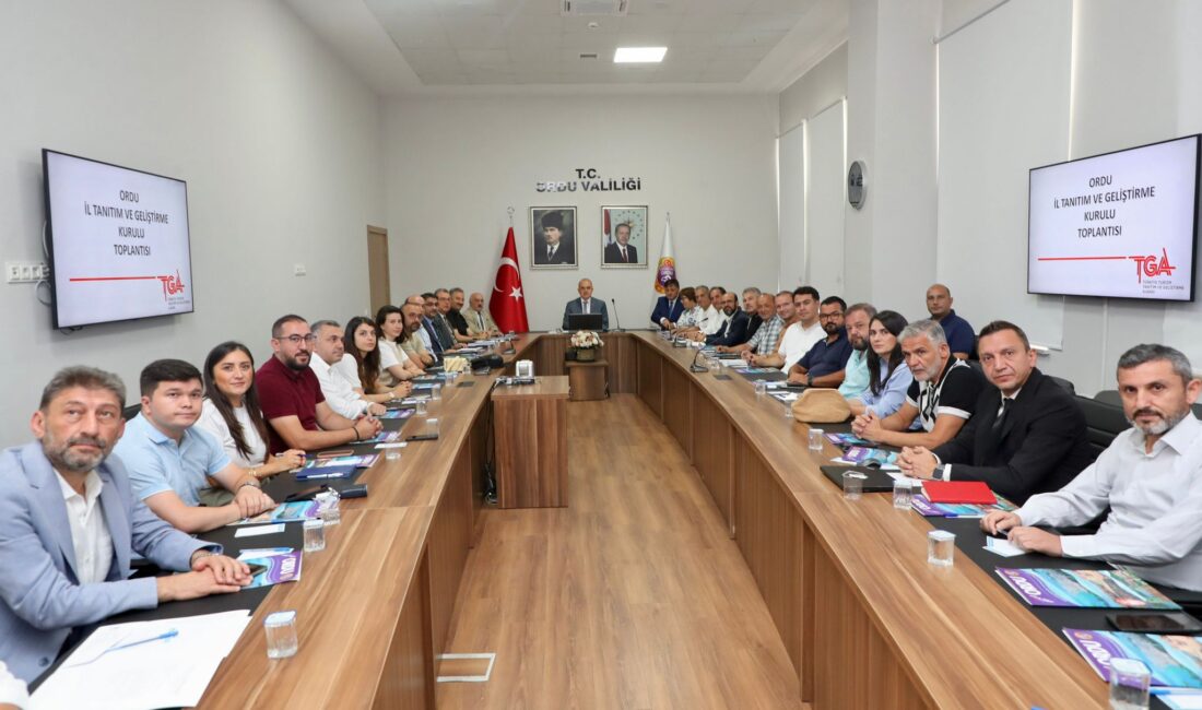 SÜMEYYENUR ALP – TEKHA