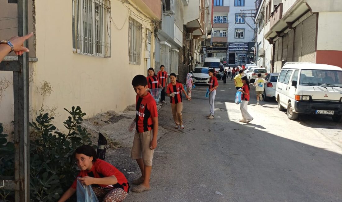 Şahinbeyli Çocuklardan Örnek Davranis BERK TÜRKELİ-ŞAHİNBEY/TEKHA Şahinbey Belediyesi’ne