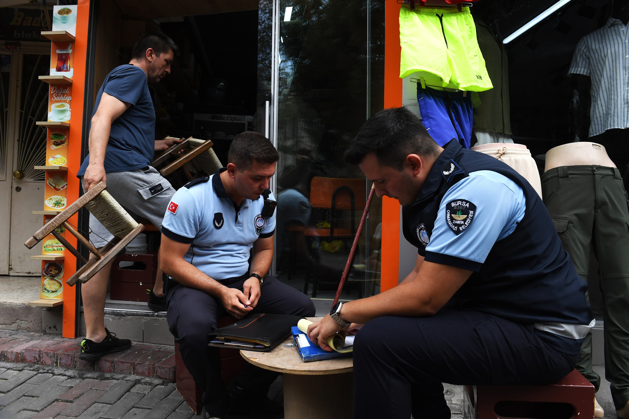 Osmangazi’de Engelli Yollarını İşgal Edenlere Ceza Yağdı