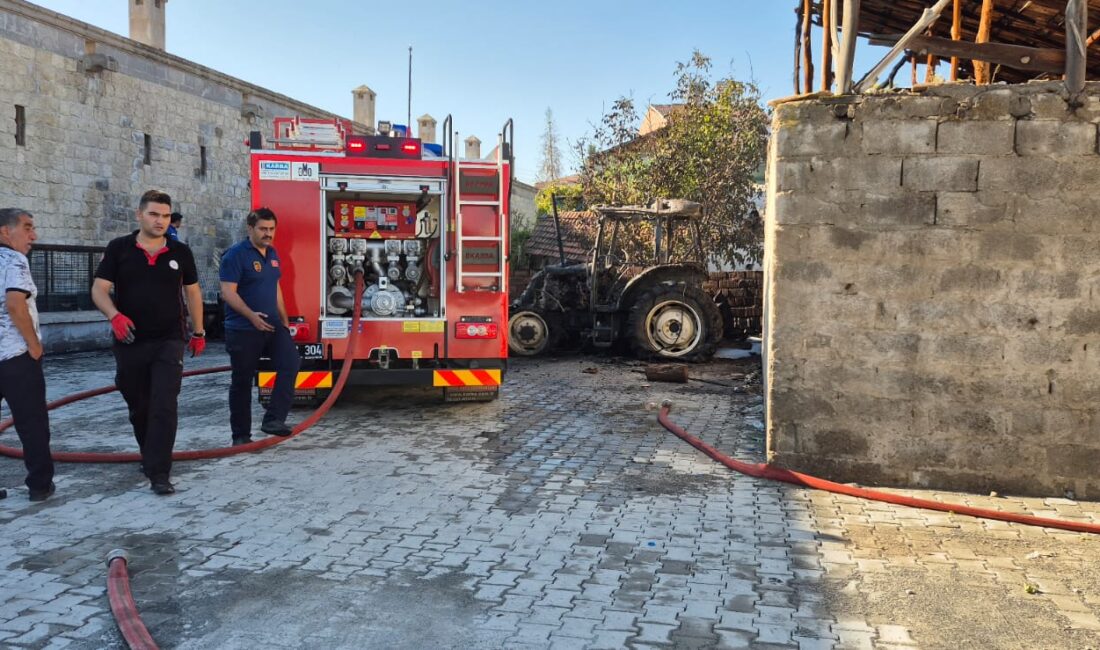 Malatya’da Tek Katlı Ev ve Traktör Alevlere Teslim Oldu Cem Parlak- Malatya /