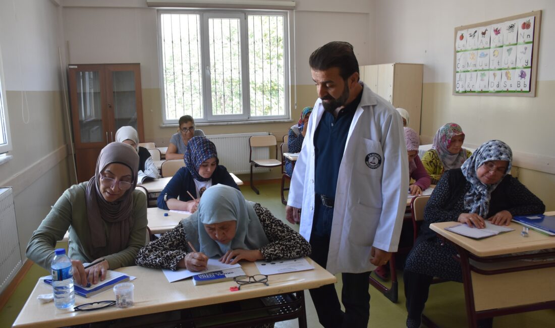 “Şahinbey Belediyesi’nin Tesislerinde Okuma Yazma Sevinci” BERK TÜRKELİ-ŞAHİNBEY/TEKHA Şahinbey Belediyesi,