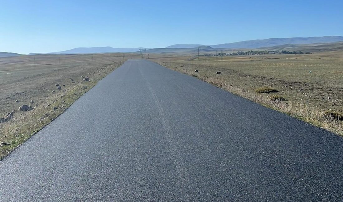 Kars’ta 73,6 Kilometrelik Asfalt Çalışması Başlıyor CEM DAŞDELEN- KARS /