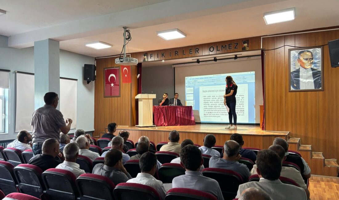 Susuz Kaymakamlığı’ndan Muhtarlara Bilgilendirme Toplantısı CEM DAŞDELEN- KARS /