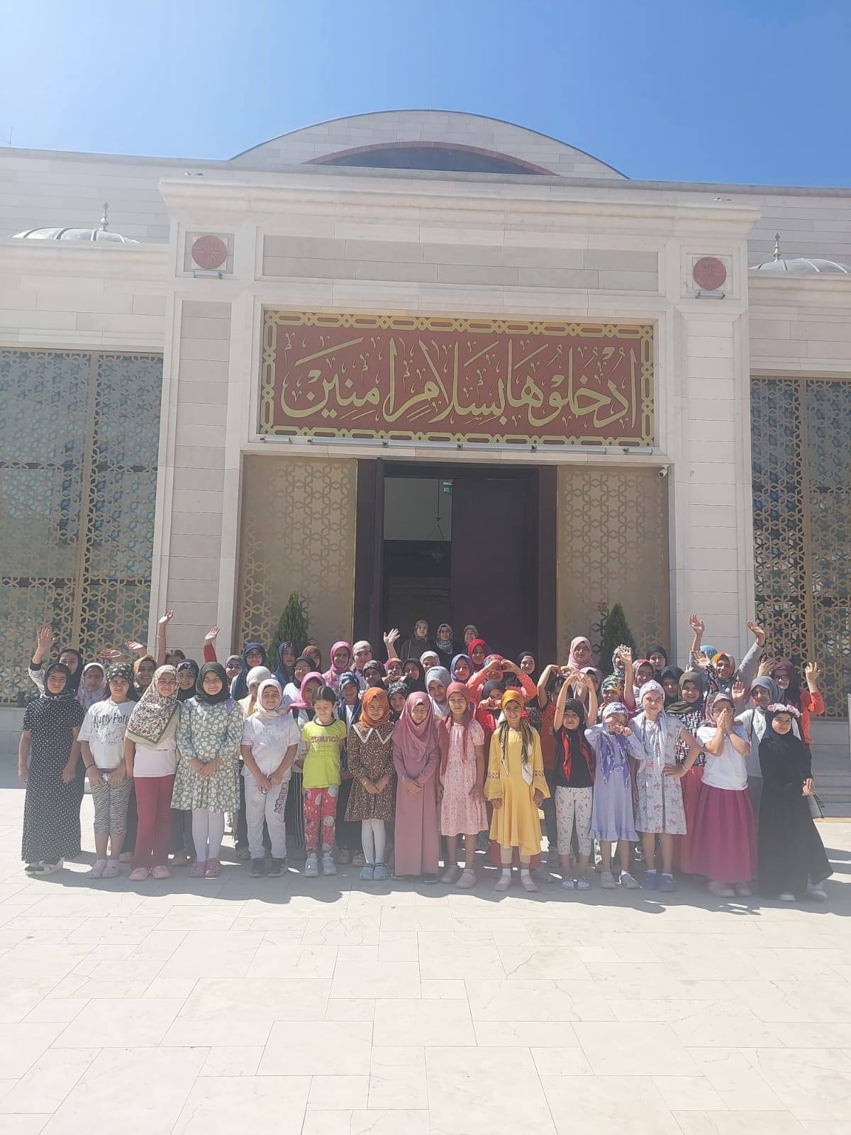 Kars’ta “Şehirlerin Kalbi Camilerde Buluşalım” Projesi Devam Ediyor