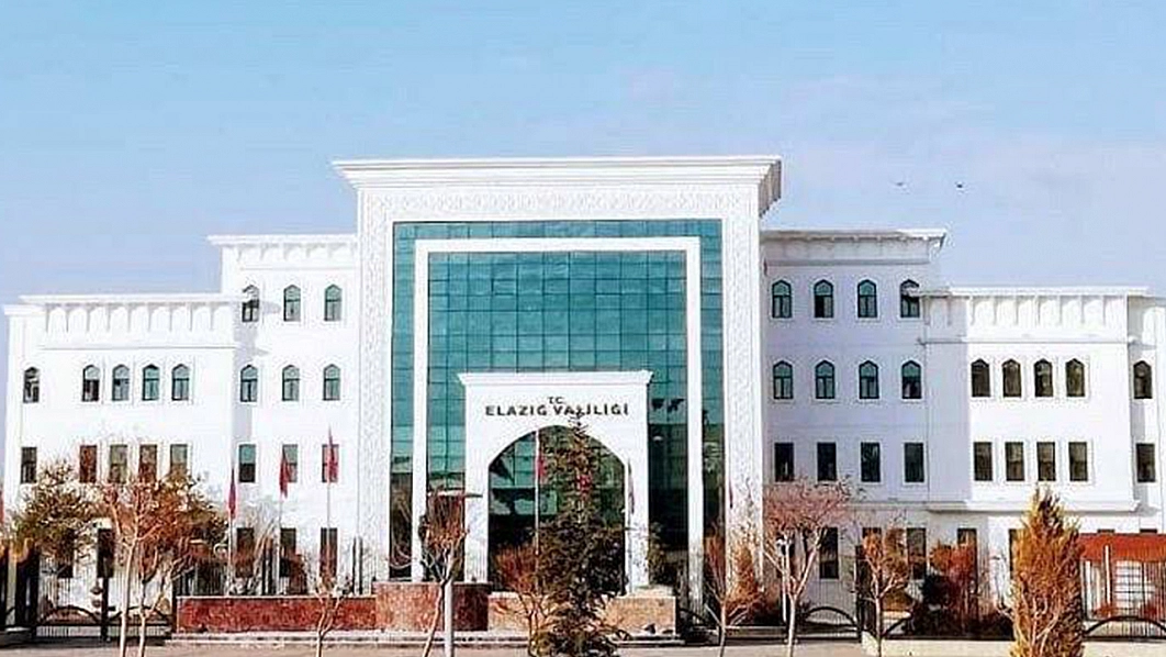 Elazığ Valiliği’nden Maden Ocağındaki Göçükle İlgili Açıklama: Arama-Kurtarma Çalışmaları Devam Ediyor