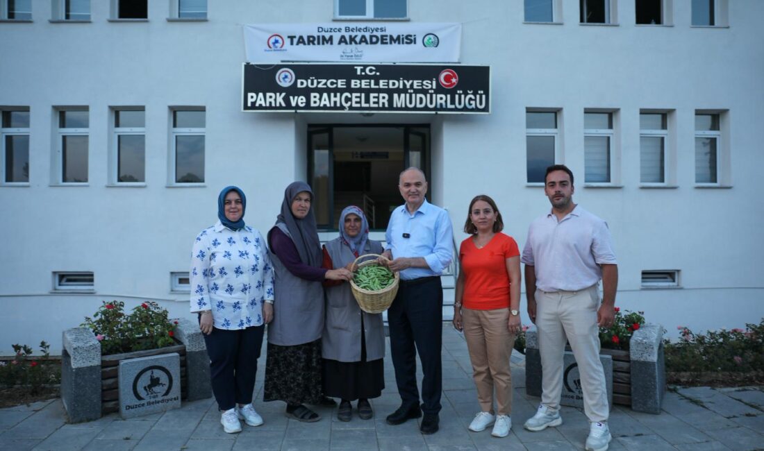 SÜMEYYENUR ALP – TEKHA
