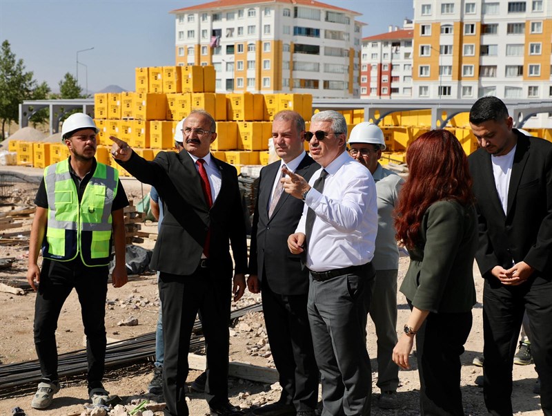 Konya Valisi İbrahim Akın, Meram Gödene Huzurevi İnşaatını İnceledi