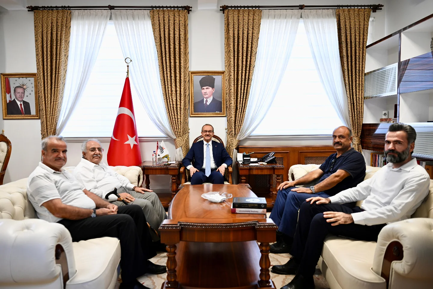 Malatya Valisi Seddar Yavuz, İslam Ülkeleri Akademisyenleri Birliği Heyetini Kabul Etti