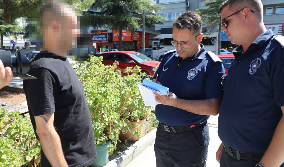 Edremit’te Yere Çöp ve İzmarit Atana Para Cezası Uygulaması Başladı SÜMEYYENUR ALP – TEKHA