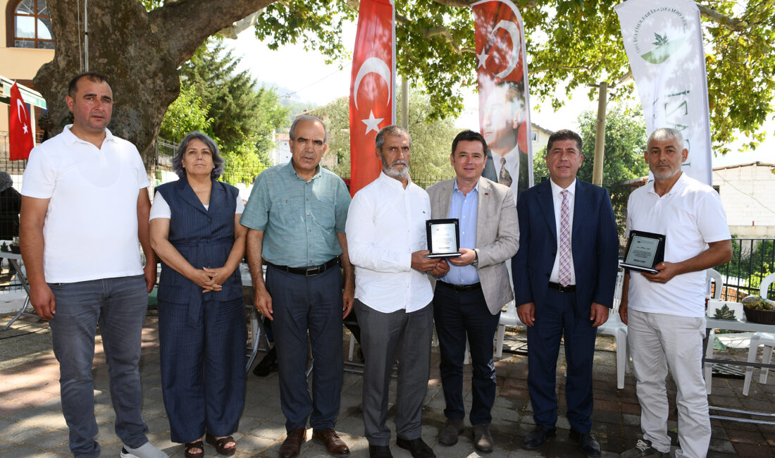 SÜMEYYENUR ALP – TEKHA