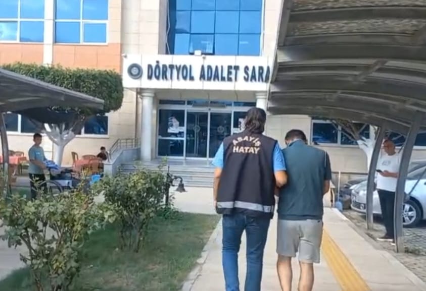 Hırsızlık Suçundan Aranan Şahıs Yakalandı