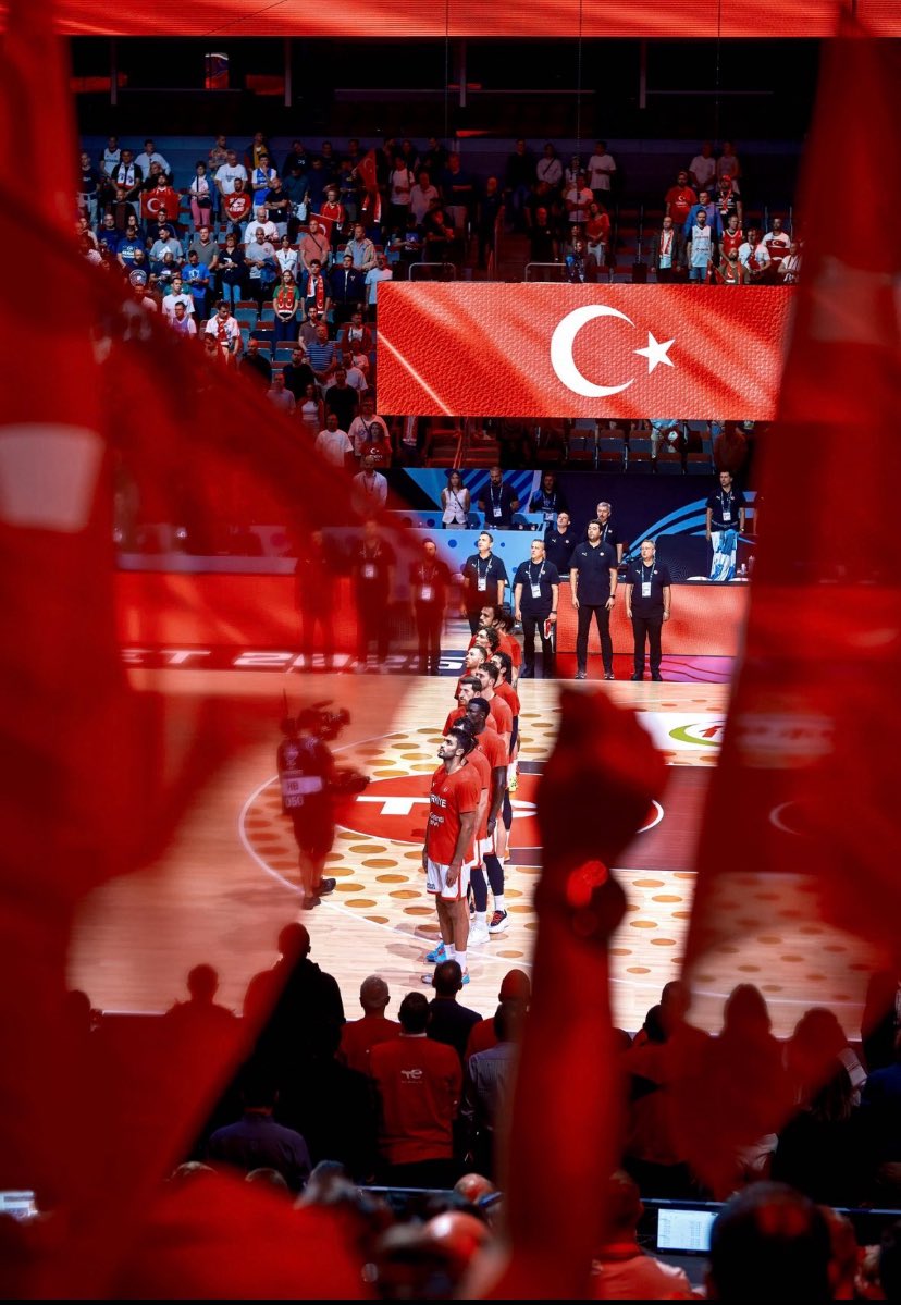 Türkiye EuroBasket 2025’i Gümüş Madalya ile Tamamladı