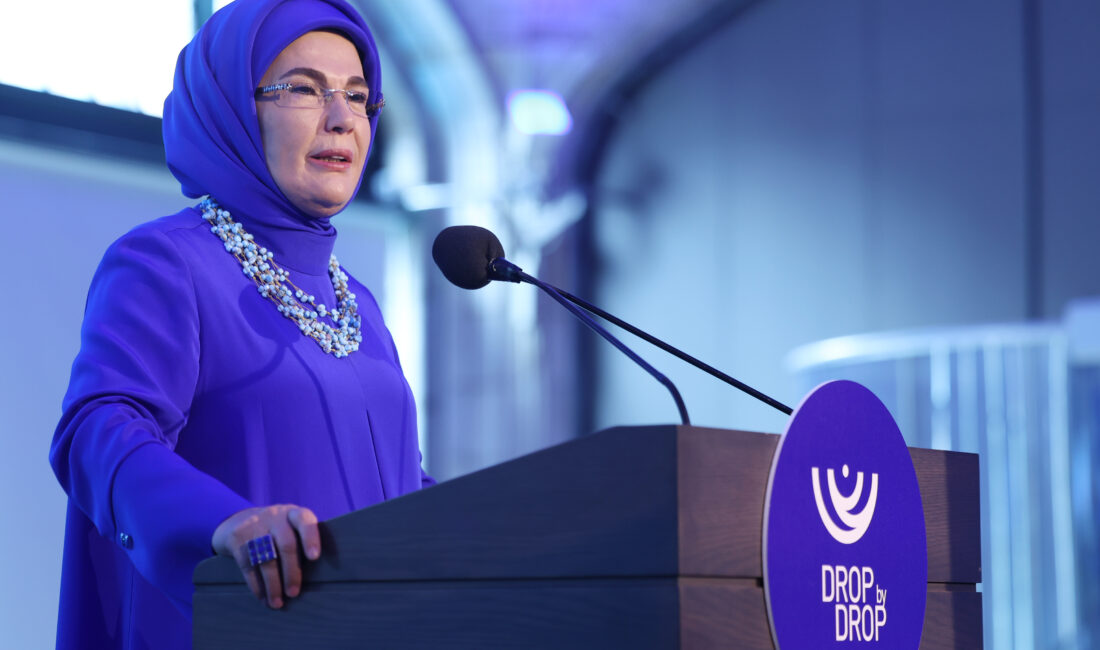 New York’ta ‘Sıfır Atık Mavi-Damla Damla’ Sergisi Açıldı ABD / TEKHA Cumhurbaşkanı